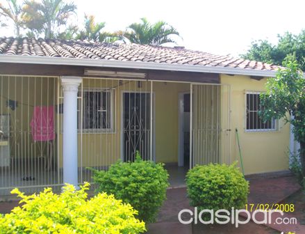 VENDO CASITA EN FERNANDO DE LA MORA 5 CUADRAS DE LA RUTA MARISCAL ESTIGARRIBIA — foto 2