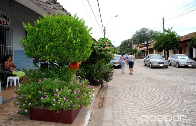 Vendo casa en Luque Peatonal Histórica — foto 2