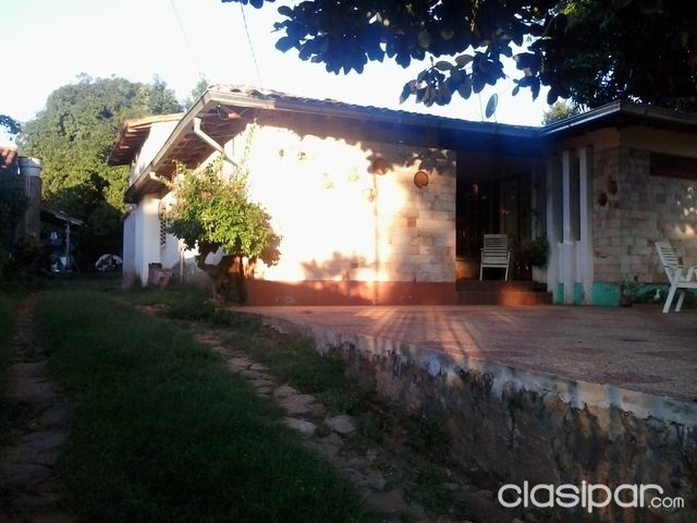 VENDO CASA EN ITAUGUA, UBICACION PRIVILEGIADA — foto 2
