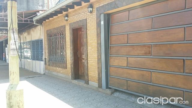 Vendo CASA en Pleno Centro de San Lorenzo...!!! — foto 2