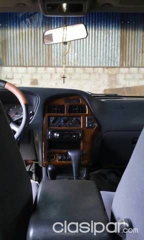 Hermosa camioneta nissan terrano — foto 2
