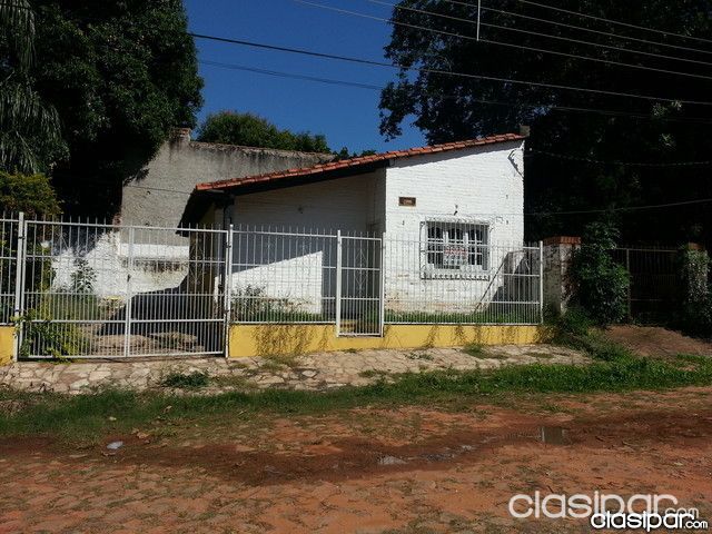LAMBARE CASA CON TERRENO 36 DE FRENTE Y 13 DE FONDO — foto 2