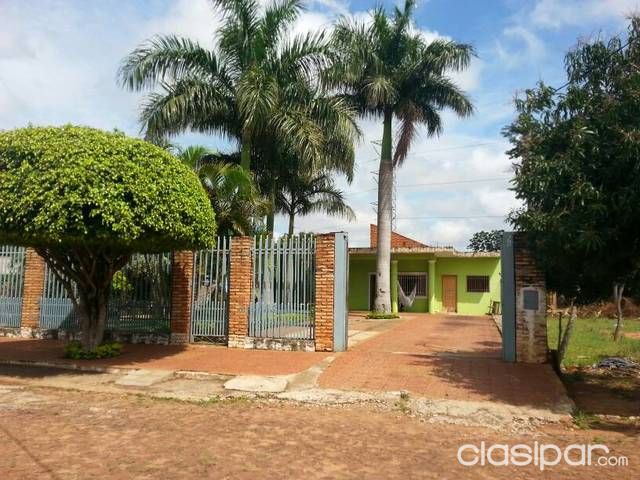 VENDO hermosa casa con jardín!!! — foto 2
