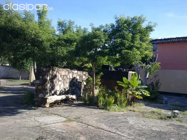 INMEJORABLE TERRENO EN Bº SAN VICENTE, 1.300 M2. 45 METROS DE FRENTE — foto 2