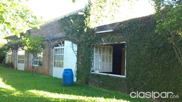 Para Distribuidores Local con Vivienda y amplio estacionamiento — foto 3