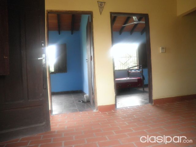 Vendo una hermosa casa en Limpio Zona Costa Azul (Abasto Norte) esq todos los servicios. — foto 3