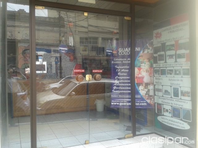 AMPLIO SALÓN EN EL CENTRO DE ASUNCIÓN. EXCELENTE UBICACIÓN!!! — foto 2