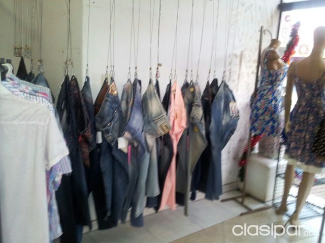 VENDO LLAVE DE UNA BOUTIQUE EN SAN LORENZO — foto 3