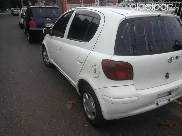 Toyota Vitz 2003 — foto 4