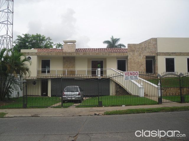 OFERTA!! VENDO HERMOSA CASA EN LAMBARE! UNA MANSIÓN!! — foto 2