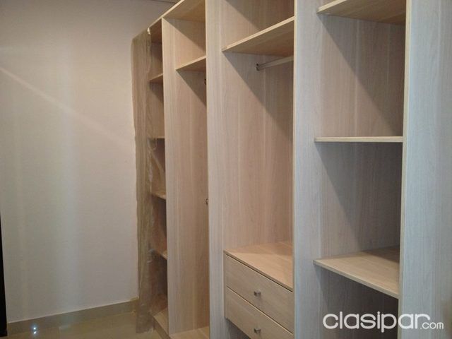 VENDO DUPLEX. 3 HABITACIONES EN SUITE. MBURUCUYA. — foto 2