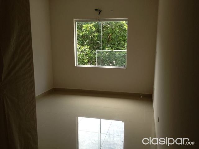 VENDO DUPLEX. 3 HABITACIONES EN SUITE. MBURUCUYA. — foto 3