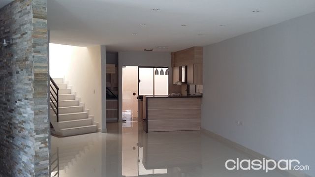 2 Duplex - Casa (Fernando De La Mora Zona Norte). San Justo y Waldino R. Lovera a 5 cuadras de Mcal. López — foto 3