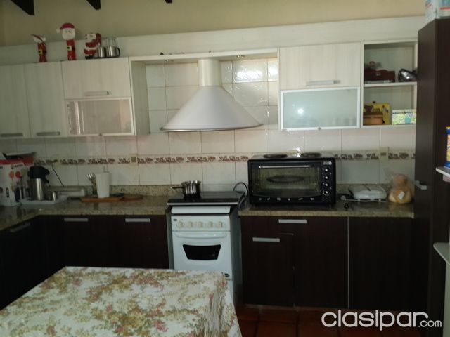 VENDO CASA 3 DORMITORIOS — foto 3