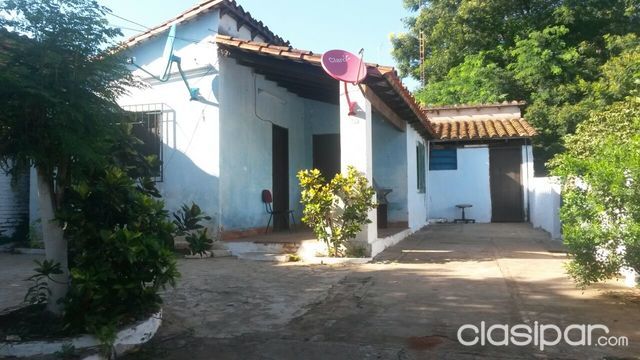 VENDO CASA ZONA SHOPPING SAN LORENZO!!! — foto 2