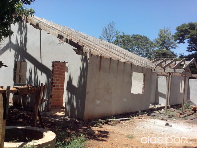 VENDO CASA AMPLIA A TERMINAR BARRIO SAN JOSE — foto 2
