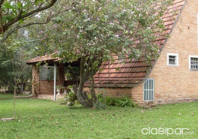 Vendo hermosa CASA QUINTA, dos plantas en San Bernardino centro.Propiedad de 3500 m2 de terreno en esquina. — foto 2