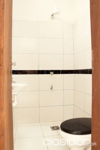 SALONES A ESTRENAR!!!! - ZONA LAMBARE — foto 3