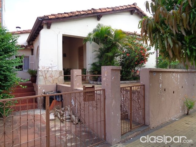Vendo casa en zona Recoleta Villamorra en ubicación residencial. — foto 2