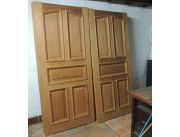 Puertas tablero de madera de Cedro.