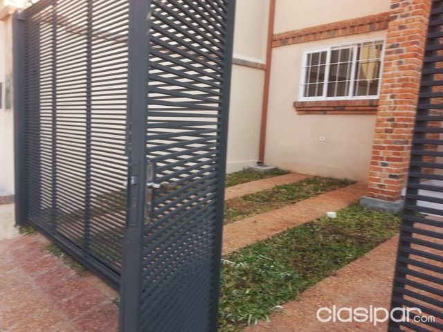 Hermoso Dúplex en Fernando de la Mora (Z. Norte) — foto 3