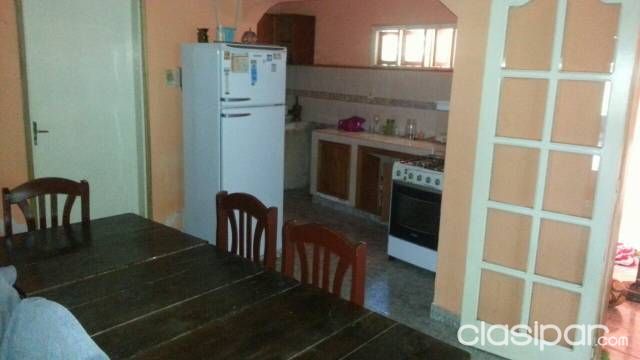 Vendo amplia casa de 2 pisos en Villa Elisa — foto 3