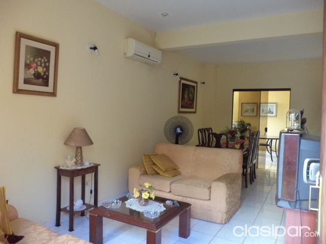 VENDO CASA EN ZONA DEL SHOPPING DEL SOL — foto 3