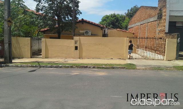 TERRENO SOBRE AVDA. VENEZUELA — foto 2