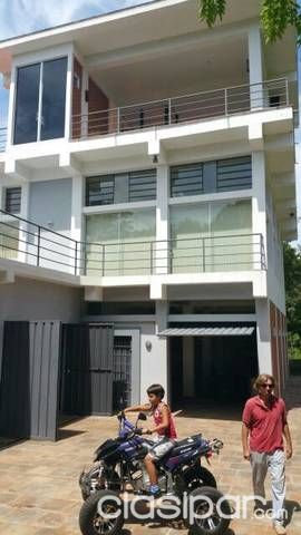 HERMOSA CASA QUINTA EN AREGUA — foto 2