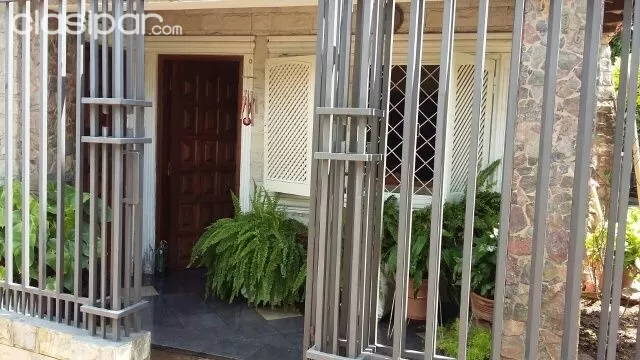 HERMOSA CASA EN EXCELENTE UBICACIÓN — foto 3
