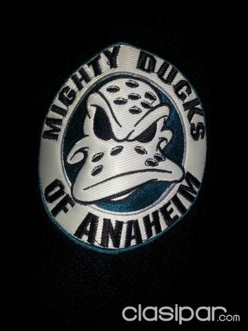 Atuendo Oficial De Hokey Del Equipo Los Patos — foto 2