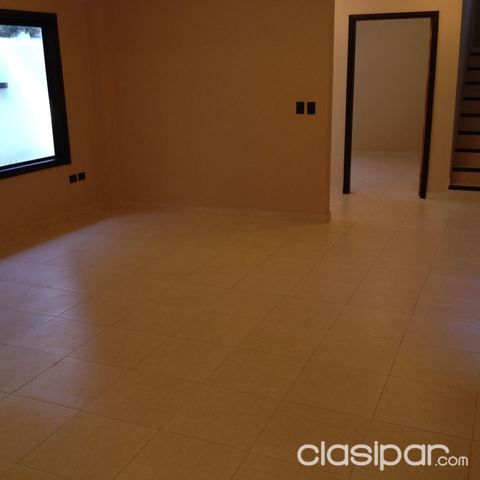 VENDO DUPLEX ZONA MBURUCUYA A CUADRAS DE JULIO CORREA — foto 2