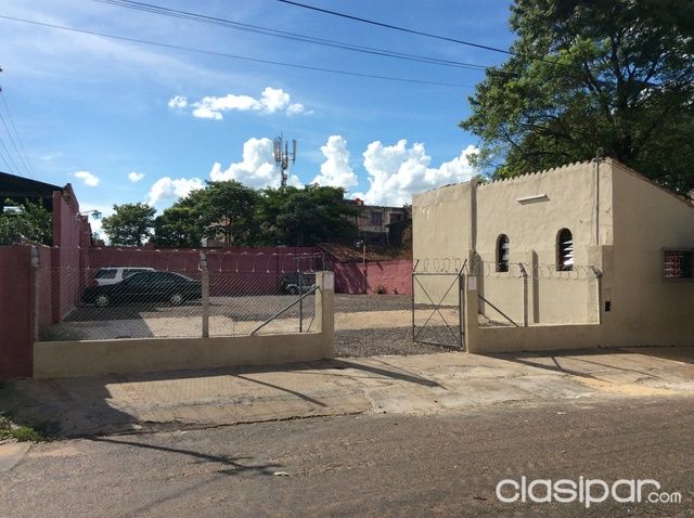 Lugares para exhibición de autos en Estacionamiento Playa de Autos en MicroCentro de Asuncion — foto 3