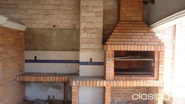 Vendo Edificio de 3 Pisos especial para Departamento, Negocio o Vivienda. — foto 3