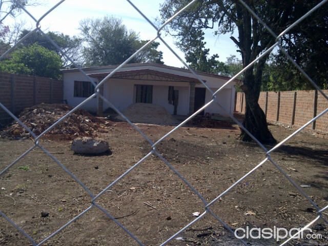 UNA CASA A TERMINAR A 3 CUADRAS DE LA SUPER CARRETERA Y 1 CUADRA DE LA CASA DE RESTAURACION. — foto 2