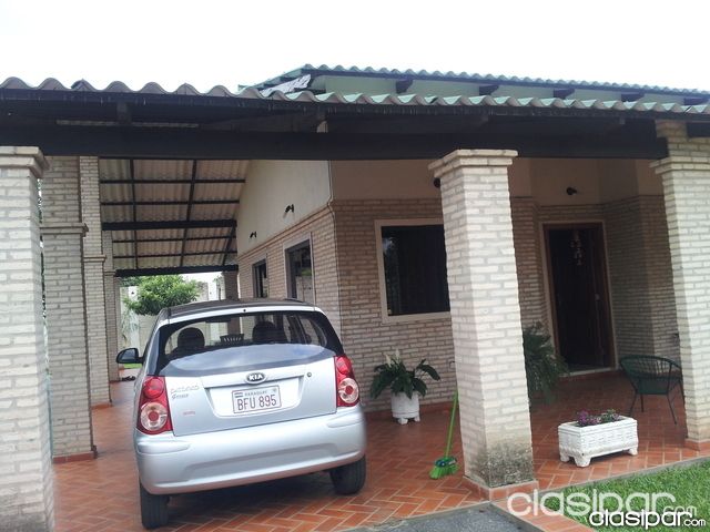 HERMOSA RESIDENCIA EN VENTA EN ZONA RESIDENCIAL DE VILLA ELISA. Bo. SOL DE AMERICA — foto 3