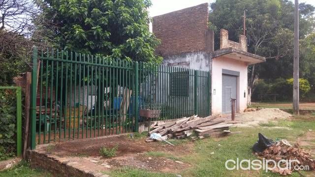 Vendo Terreno Con Losa, Hermoso Salon Con Cortina Metalica — foto 3