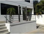 Vendo dpto. en Edif. MACONDO frente a Veranda