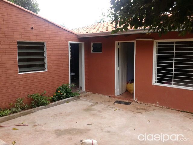Hermosa casa en aregua tituo en mano — foto 2