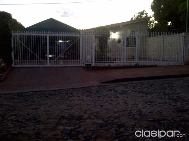 Vendo Amplia Casa en Fernando de la Mora Zona Sur — foto 2