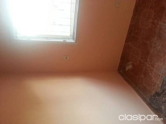 Doy en alquiler una habitacion privada con la sala y el baño compartido con estudiantes. Atencion: SOLO PARA ESTUDIANTES JOVENES O QUE TRABAJEN — foto 2