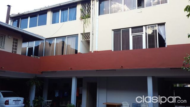 ATENCION INVERSIONISTAS VENDO Edificio con 4 departamento y salones comerciales — foto 2
