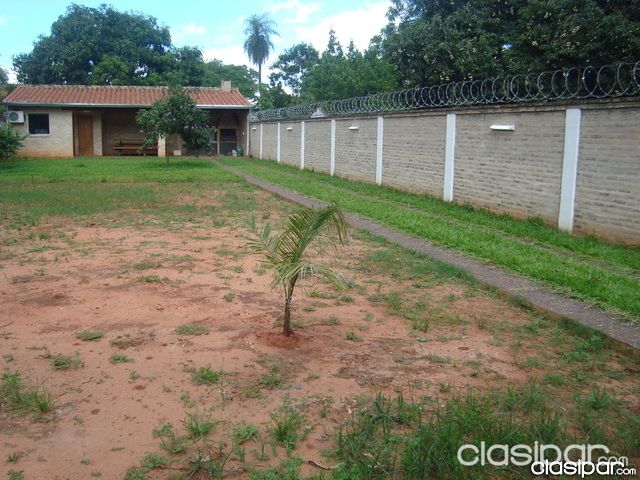 VENDO CASA EN EL BARRIO SAN MIGUEL DE LA CIUDAD DE SAN LORENZO, A TAN SOLO GS. 250.000.000 — foto 3