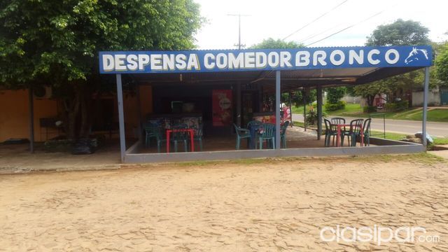 ENORME CASA EN CORONEL OVIEDO — foto 3