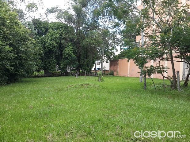 Terrenos juntos frente al Centro de Salud de San Lorenzo — foto 2
