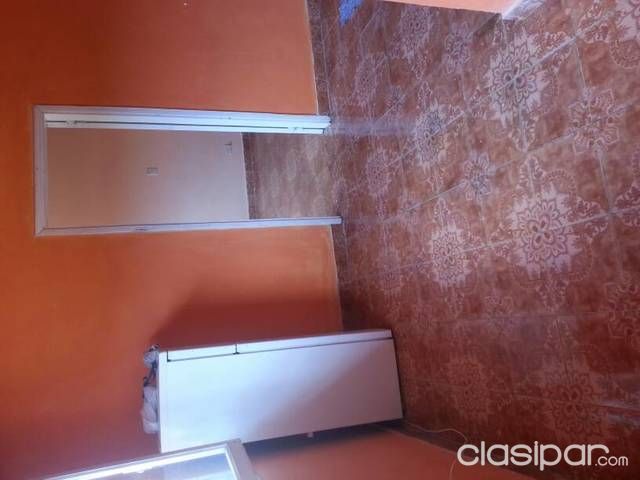 Doy en alquiler una habitación con sala y baño compartido. SOLO PARA ESTUDIANTES O JOVENES QUE TRABAJEN — foto 2