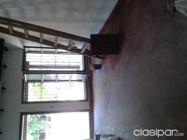 Alquilo casa con Amplio Patio.! — foto 3