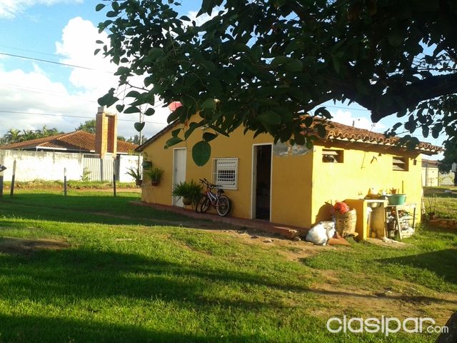 VENDO CASA A 2 CUADRAS DE LA ROTONDA M.R.A — foto 3