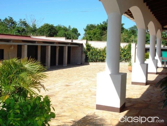 LUJOSA RESIDENCIA en Villeta, Barrio Tacuruty — foto 2