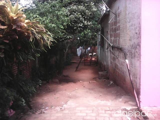 Vendo casa a tres cuadras del acceso sur — foto 3